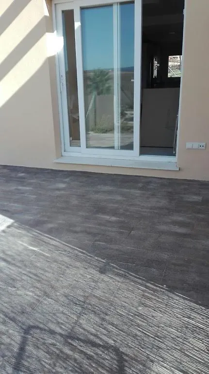 ساهارا ذي لوس أتونِس Front Beach Aticos & Apartamentos ساهارا ذي لوس أتونِس